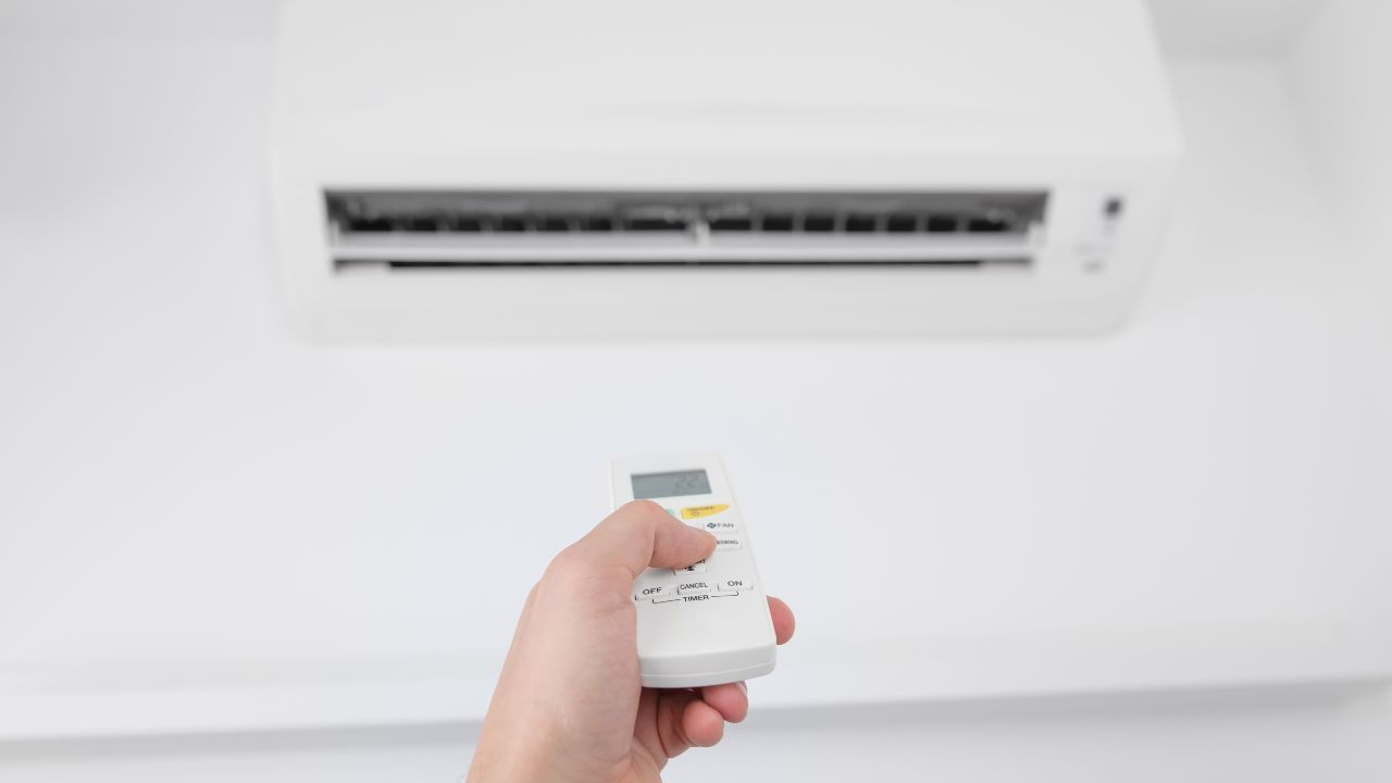 How to Prevent Holiday Plumbing Problems Cover