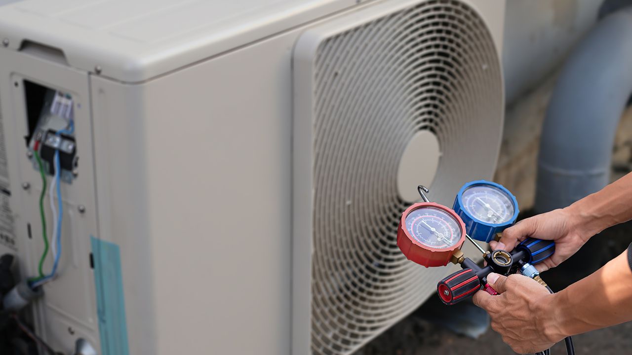 How to Prevent Holiday Plumbing Problems Cover