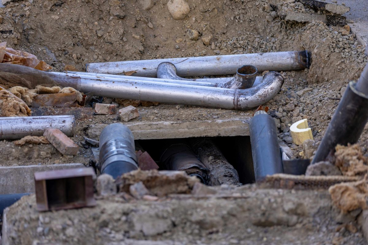 How to Prevent Holiday Plumbing Problems Cover