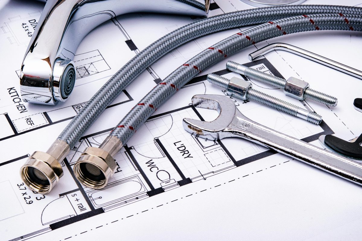 How to Prevent Holiday Plumbing Problems Cover