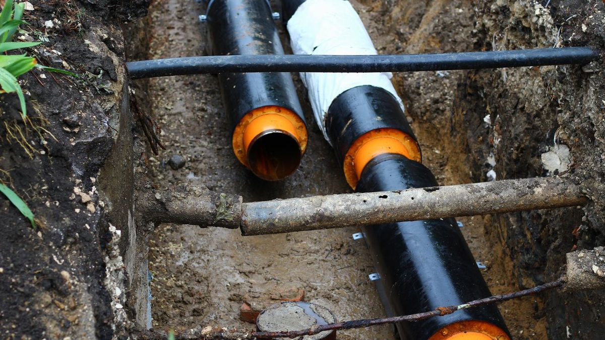 How to Prevent Holiday Plumbing Problems Cover
